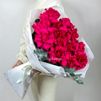 Букет из 15 розовых французских роз